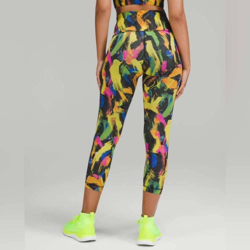 Lululemon Wunder Train High-Rise Crop 23" in Undertone Black Multi women’s 6 - Picture 3 of 9